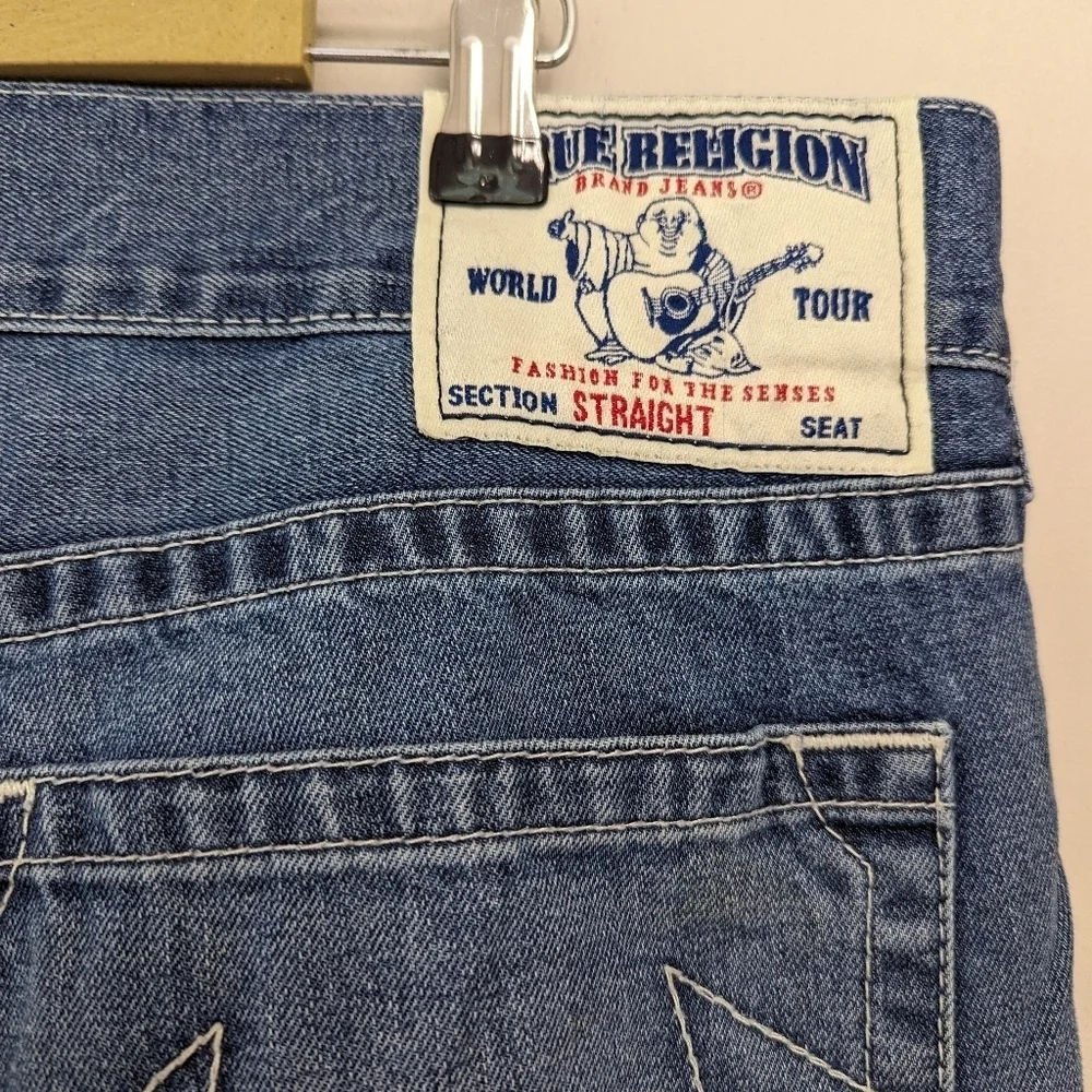 True Religion Mens Straight Leg Medium‎ Wash Jeans